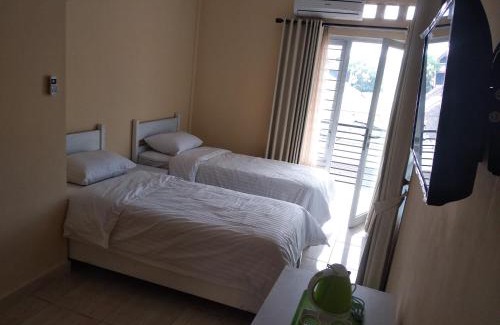 Sleman Hotel | Omah Inap D24 Syariah near Universitas Aisyiah Yogyakarta Mitra RedDoorz