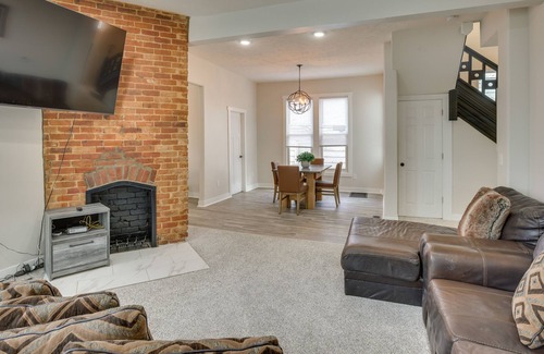 Joslyn Castle House | Omaha Historic Home Rental w/ Modern Interior!
