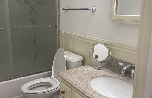 Chalco House | OMAHA HOMESTAYS