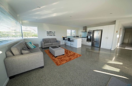 Omaha House | Omaha's Vista