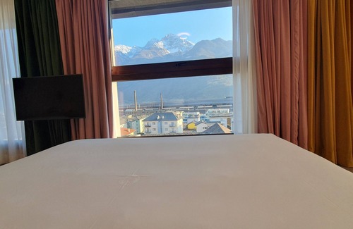 Aosta Hotel | Omama Hotel