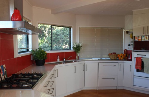 Omanu House | Omanu Oasis @ Oceanbeach Road