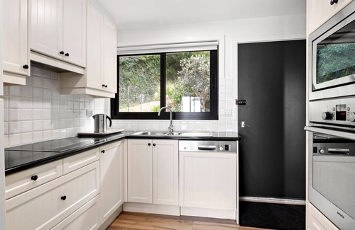 Great Ocean Road House | Omaroo - Oceanfront Escape in Wye River
