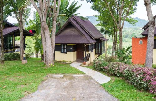 Wang Nam Khiao Resort | OMD Wellness Resort at Bungasari