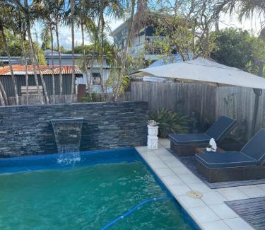 Lota Apartment | On Esplanade own flat & Pool, Manly cafe precinct