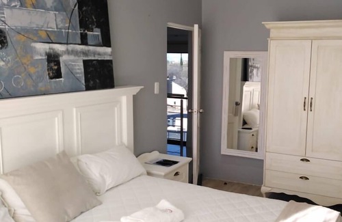 Bayswater House | On Hill Lodge