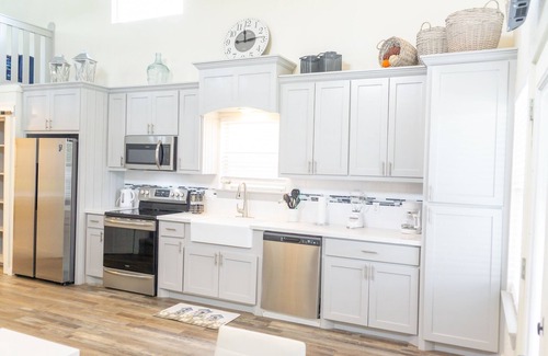 Willis House | On lake time tiny home living modern