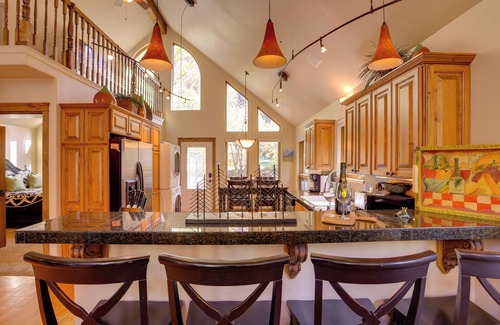 Ouray House | On Main Street: Ouray Getaway w/Mountain Views!