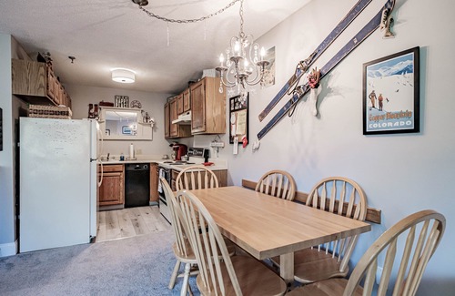 Sunday River Area Condo | On Mountain two bedroom unit sleeping 8
