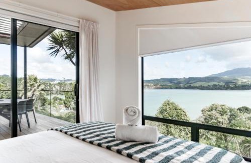 Raglan House | On Point House