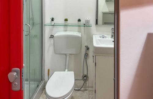 Martinsicuro Apartment | On the Abruzzo Adriatic coast, this practical vacation apartment welcomes you near the beach.