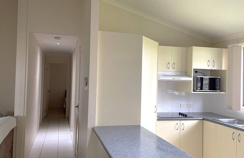 Burrum Heads House | On The Bank - Burrum Heads- Riverfront- 3BR- Aircon