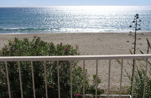 Roda de Bara Apartment | On the beach.
