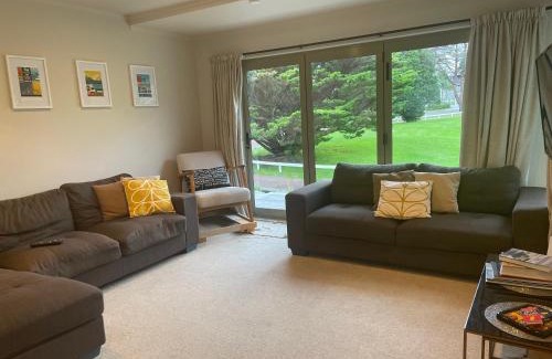 Pauanui House | On The Green - Pauanui Holiday Home