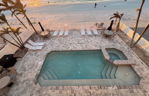 Indian Rocks Beach Condo | ON THE SAND.Indian Rocks Beach