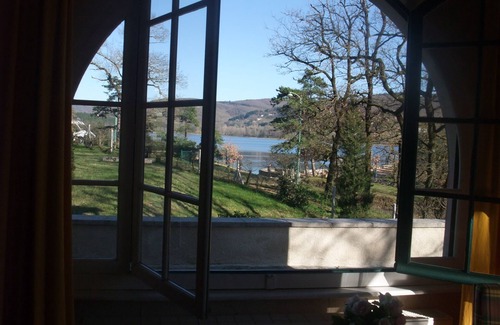 Revel Villa | On the shores of Lac St Ferréol, in the Montagne Noire, here is the Villa les Ecureuils