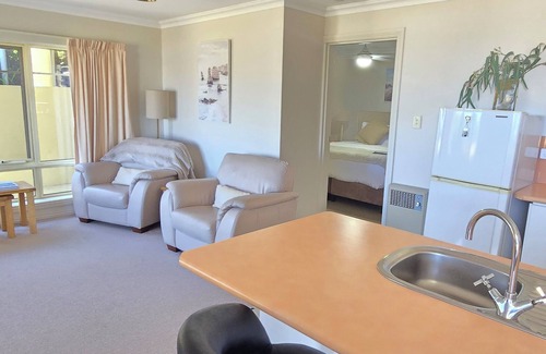 Stanley Apartment | On The Terrace Stanley