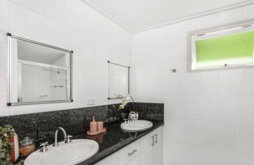 Railway Estate House | On The Townsville V8 Track