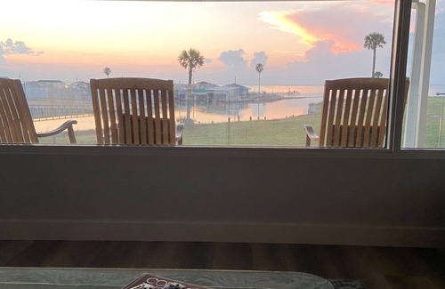 Port Alto House | ON THE WATER with the BEST VIEW IN PORT LAVACA PORT ALTO