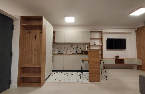Old Town Apartment | On the wave