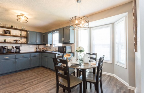 Clarksville House | Once-In-A-Lifetime Coffee-Themed Stay For Up To 8.