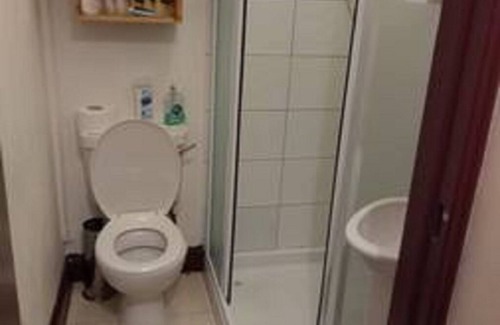 Cork Apartment | One bed flat in listed Georgian building