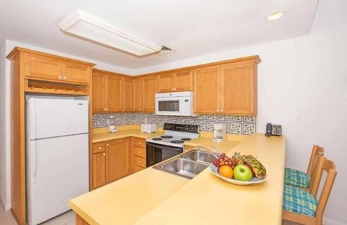 East End Hotel | One Bed Room Condo at Wyndham Reef Resorts