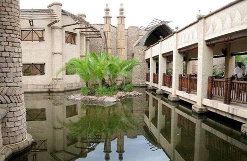 Victoria Falls House | One bedroom accommodating two (Victoria Falls)