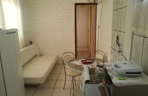 Barra da Lagoa Apartment | One-bedroom apartments with air conditioning, pool and barbecue on the patio