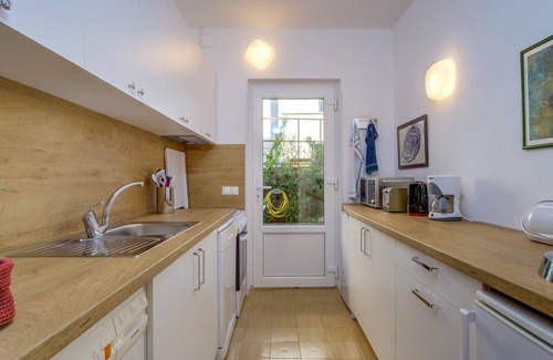 Artatore Apartment | One bedroom apartment with terrace Artatore, Lošinj (A-19616-b)