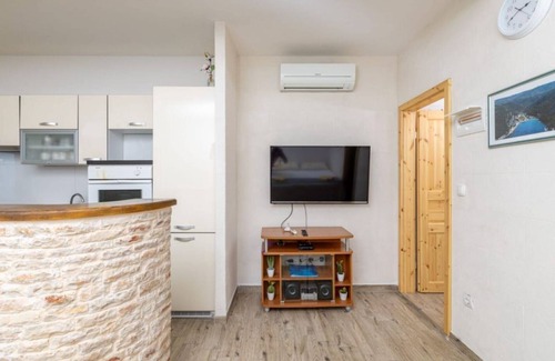 Zastrazisce Apartment | One - Bedroom Apartment with Terrace