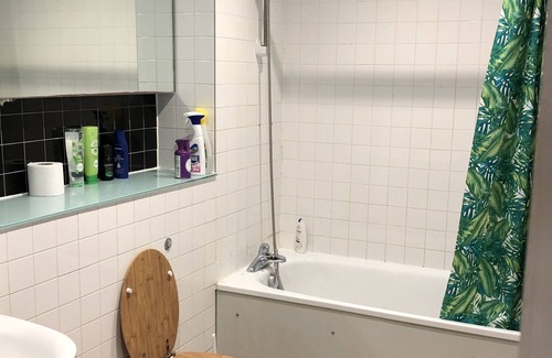 Barking Apartment | One bedroom apartment 20 min from central london and canarywharf