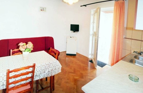 Pag Apartment | One bedroom apartment near beach Pag (A-6448-c)