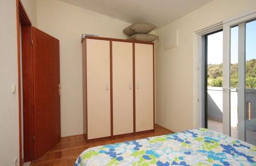 Banj Apartment | One bedroom apartment with terrace and sea view Banj, Pašman (A-8242-c)