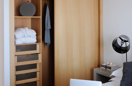 Parque das Nacoes Apartment | One-Bedroom Apartment with River View | Panoramic Living