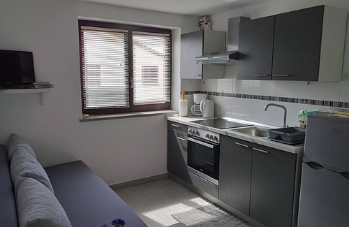 Valbandon Apartment | One bedroom apartment with air-conditioning Fažana (A-7234-c)
