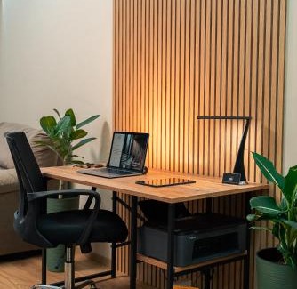 Plovdiv Center Apartment | One-Bedroom apartment with Free Street Parking, Free Gym Pass and Office Setup
