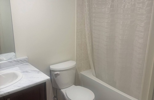 Durham Region House | One Bedroom basement with parking