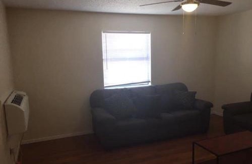 Lawton Apartment | One bedroom close to Fort Sill!