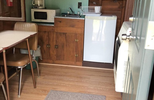 Ray Brook Cottage | One bedroom cottage - Family owned/operated since 1923