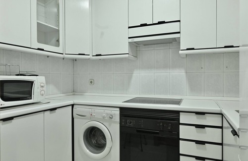 Recoletos Apartment | One bedroom house near Plaza Colón