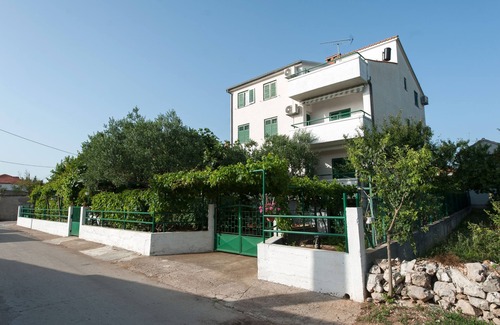 Turanj Apartment | One bedroom apartment with air-conditioning Turanj, Biograd (A-6445-a)