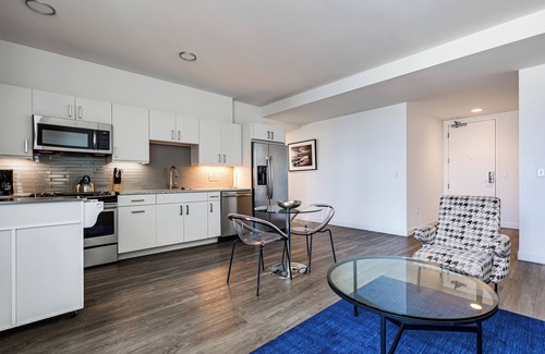 Downtown Apartment | One Bedroom in Amazing Stamford Location