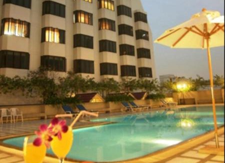 Chidlom Apartment | One bedroom luxury suite at Sukhumvit Bangkok !