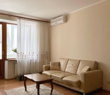 Khreshchatyy Yar Apartment | One Bedroom on European sqr