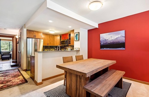 Tahoe City Condo | One Bedroom plus Loft River View Condo