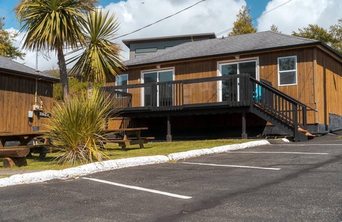 Ucluelet Cottage | One Bedroom Suite | Ocean View