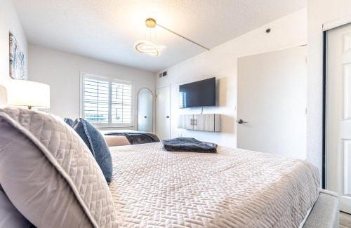 Florida Central Atlantic Coast Apartment | One bedroom unit near Epic Universe and Universal, free parking