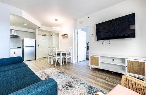 Florida Central Atlantic Coast Apartment | One bedroom unit near Epic Universe and Universal, free parking