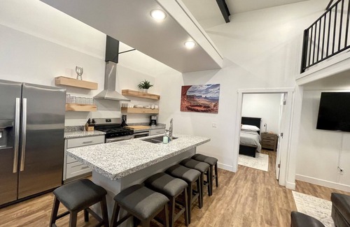 Moab Condo | One block to Moab shops and restaurants closest condos to downtown